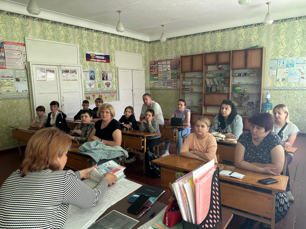 РОДИТЕЛЬСКОЕ СОБРАНИЕ «О ЧЕМ ГОВОРИТЬ С ДЕТЬМИ В ГОД 80-ЛЕТИЯ ПОБЕДЫ» «ВОЙНА. ПОБЕДА. ПАМЯТЬ».